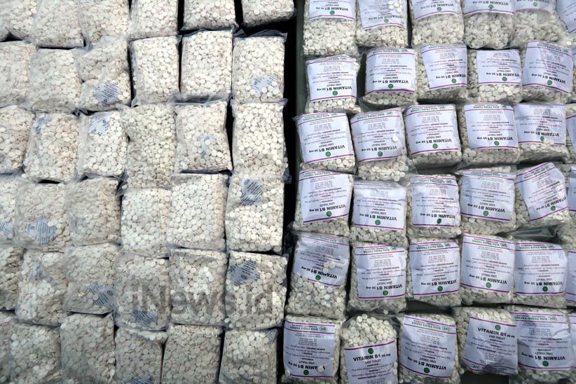Sambil Marah-Marah, Risma Ceramahi Bandar 5 Juta Pil Koplo - Bagian 6