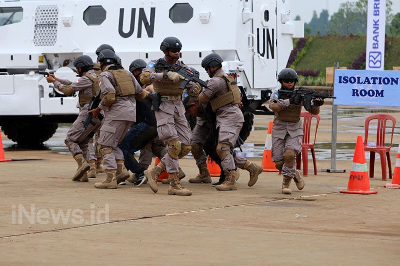 Persiapan Misi ke Sudan Selatan, Pasukan Garuda Bhayangkara 4 Unjuk Kekuatan  - Bagian 4