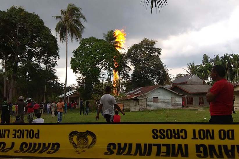 Sumur Minyak Meledak, Api Menyembur hingga Puluhan Meter di Aceh Timur - Bagian 3