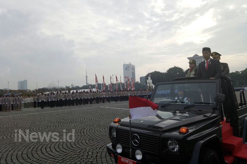 Presiden Jokowi Ajak Korps Wanita TNI dan Polri Teruskan Perjuangan Kartini - Bagian 2