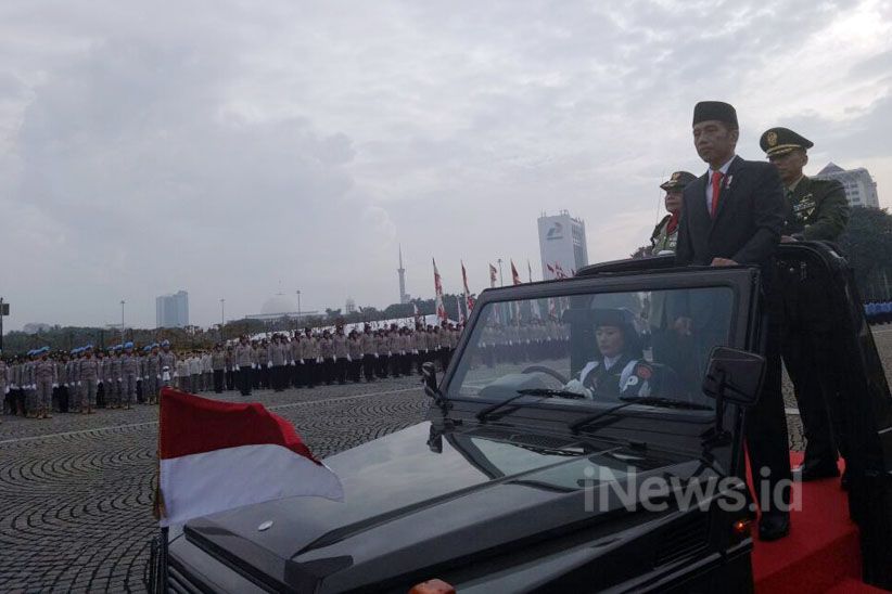 Presiden Jokowi Ajak Korps Wanita TNI dan Polri Teruskan Perjuangan Kartini - Bagian 1