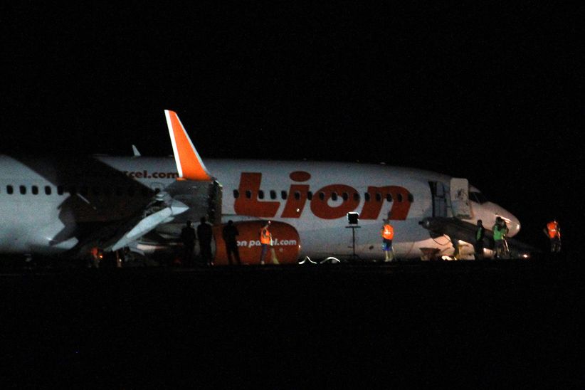 Pesawat Lion Air Tergelincir, Bandara Gorontalo Masih Ditutup - Bagian 1