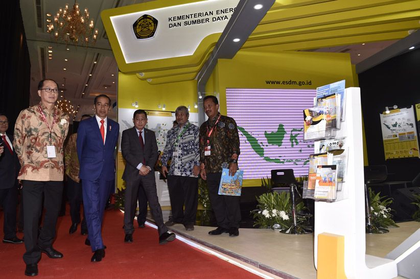 Buka Pameran IPA Ke-42, Jokowi Berupaya Pangkas Perizinan Sektor Migas - Bagian 2