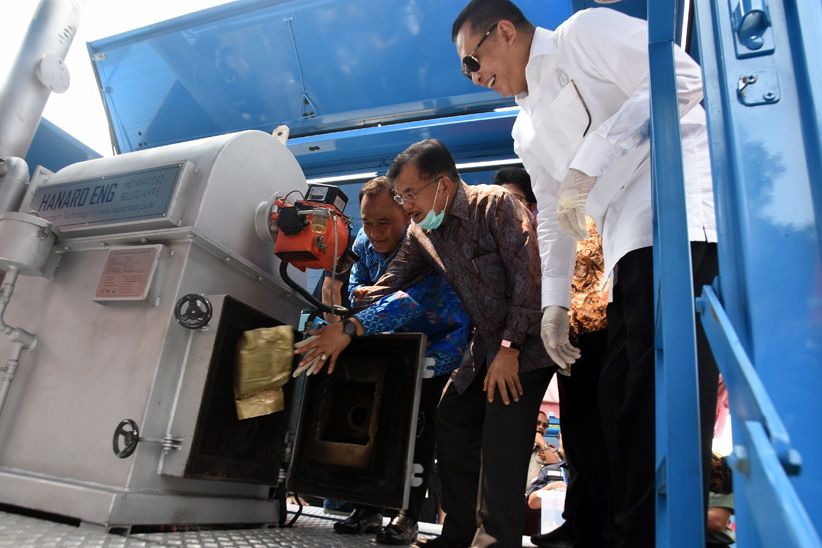 Wapres Jusuf Kalla Pimpin Pemusnahan 2,647 Ton Sabu - Bagian 1