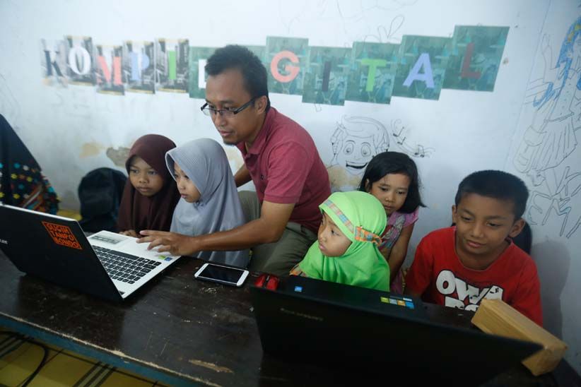 Bupati Kebumen Luncurkan Komunitas Kebumen Desa Digital 2020 - Bagian 1