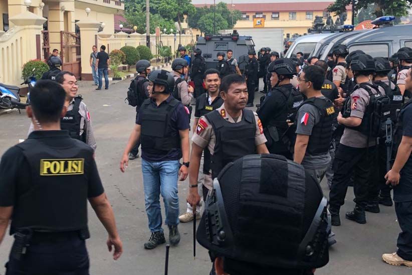 Foto-Foto 155 Napi Teroris Menyerah di Mako Brimob - Bagian 2