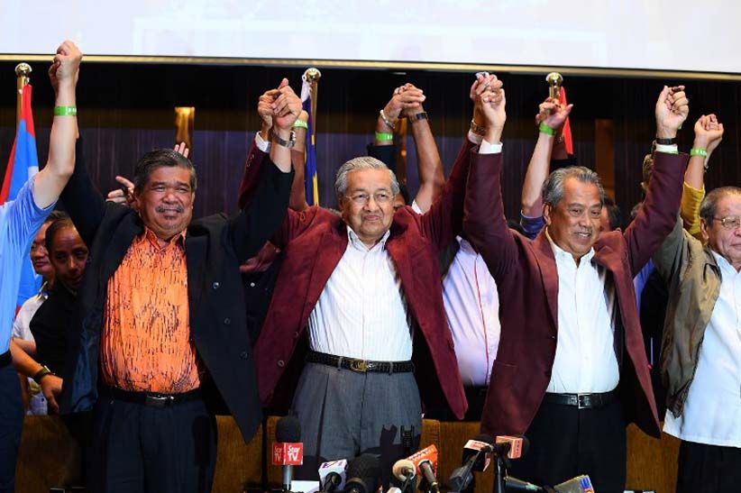 Suka Cita Rakyat Malaysia Sambut Kemenangan Mahathir Mohamad - Bagian 5