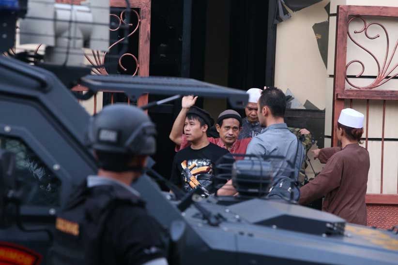 Berkepala Dingin, Operasi Penanggulangan Polri Bikin Napi Teroris Menyerah - Bagian 11