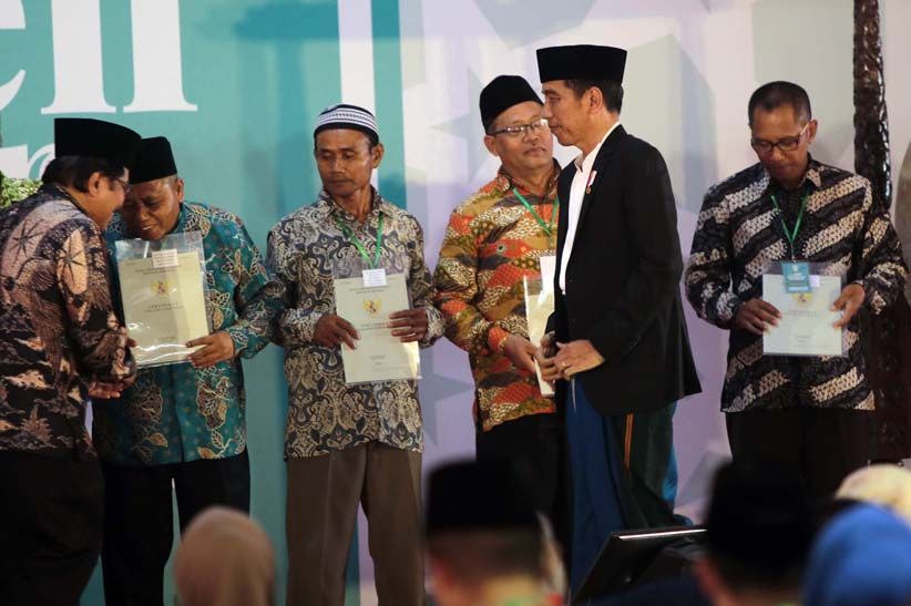 Presiden Jokowi Resmikan Ummart, Minimarket Modern di Pesantren  - Bagian 3