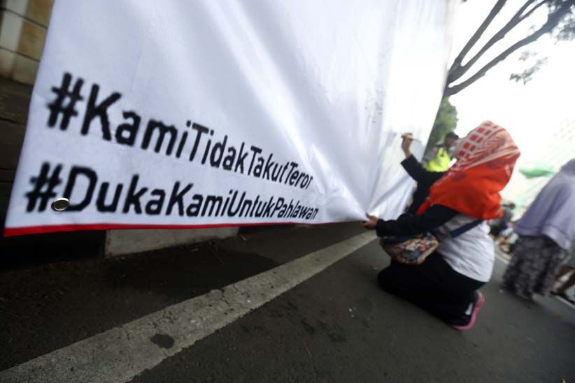 Aksi Tanda Tangan Dukungan untuk Polri Berantas Terorisme - Bagian 3