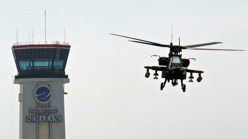 Perkuat Alutsista, Kemenhan Serahkan 8 Helikopter Apache kepada TNI - Bagian 2