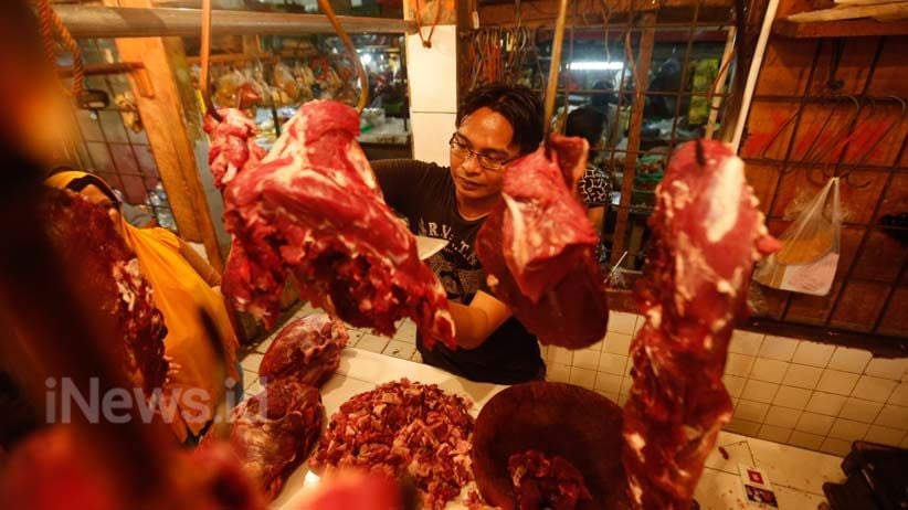 Suasana Belanja Kebutuhan Hari Pertama Ramadan di Pasar Pondok Labu - Bagian 3
