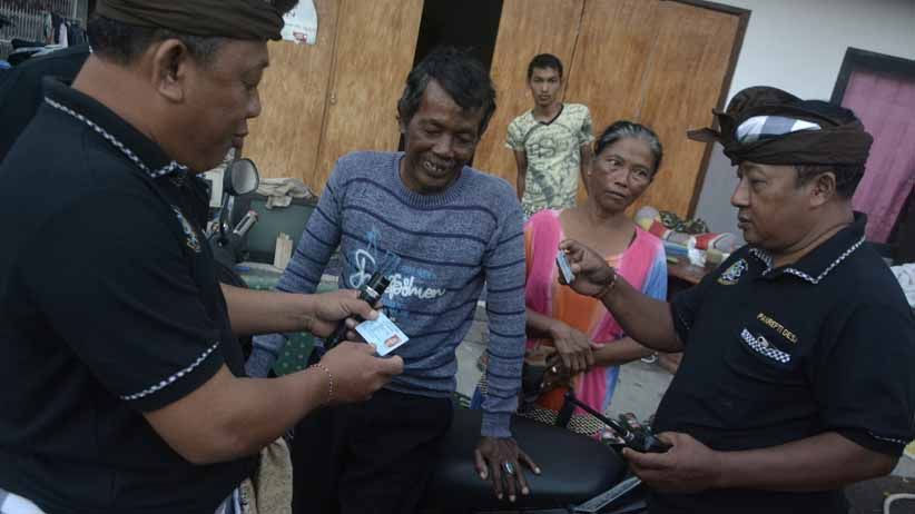 Antisipasi Teror di Bali, Warga Pendatang Terjaring Razia Kependudukan - Bagian 2