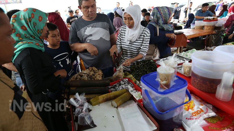 Berburu Takjil di Pasar Benhil - Bagian 4