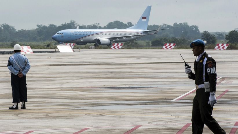 BIJB Kertajati Mulai Beroperasi, Pesawat Kepresidenan Mendarat Perdana - Bagian 4