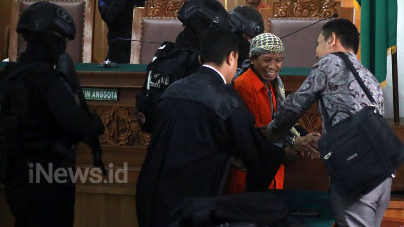 Bacakan Nota Pembelaan, Aman Abdurrahman Tidak Takut Dihukum Mati - Bagian 5