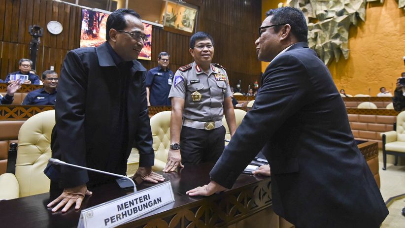 Pemerintah dan DPR Gelar Rapat Kebijakan Transportasi Online - Bagian 1