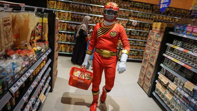 Begini Gaya Superhero Belanja Bareng Anak Yatim - Bagian 2