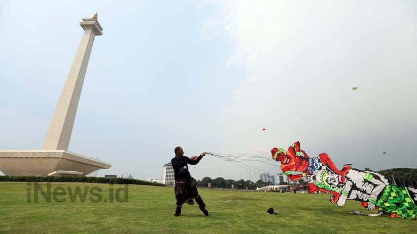 Melihat Keindahan Layang-Layang India-Indonesia Kite Exhibition di Monas - Bagian 2