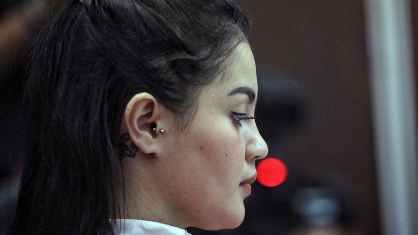 Ekspresi Jennifer Dunn Jalani Sidang Pleidoi Kasus Narkoba - Bagian 7