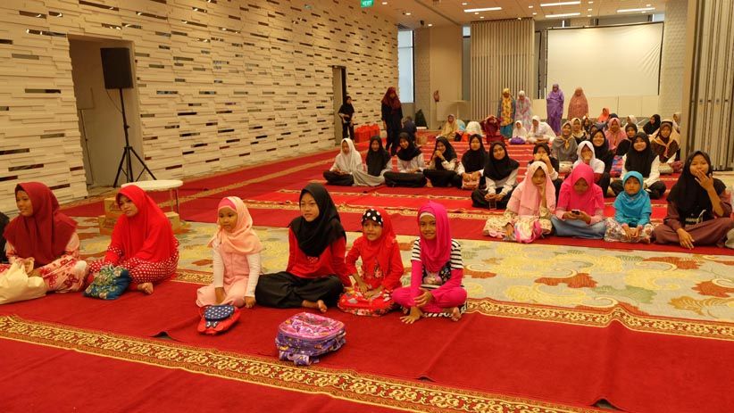 Maybank Indonesia Gandeng Lima Badan Laziswaf Kelola Dana Kebajikan - Bagian 3