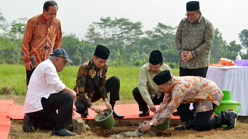 Jokowi-JK Resmikan Pembangunan Universitas Islam Internasional Indonesia - Bagian 1
