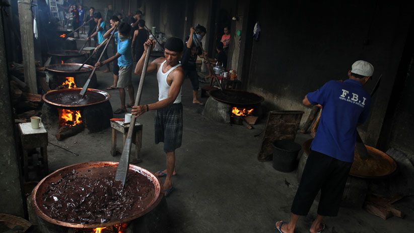 Permintaan Dodol Betawi Meningkat Jelang Hari Raya Idul Fitri - Bagian 1