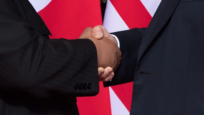 Momen Akrab 48 Menit Pertemuan Donald Trump dan Kim Jong Un - Bagian 12