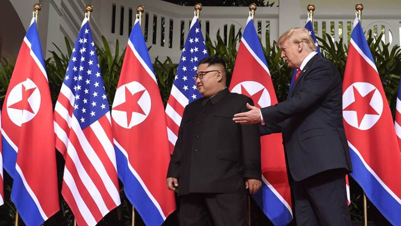 Momen Akrab 48 Menit Pertemuan Donald Trump dan Kim Jong Un - Bagian 6
