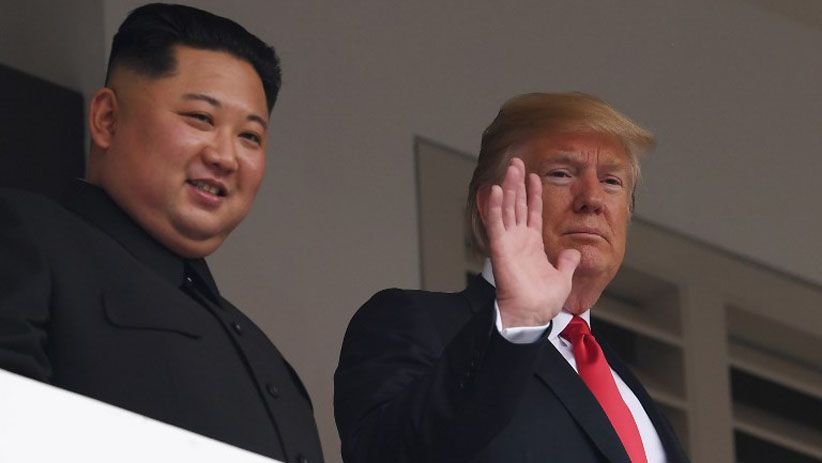 Momen Akrab 48 Menit Pertemuan Donald Trump dan Kim Jong Un - Bagian 4
