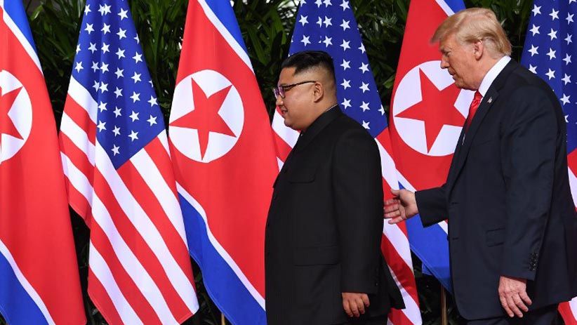 Momen Akrab 48 Menit Pertemuan Donald Trump dan Kim Jong Un - Bagian 11