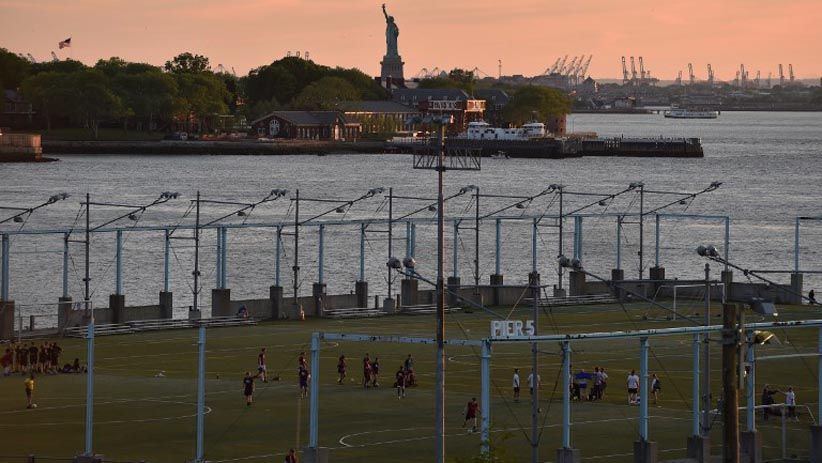 Foto-Foto Lapangan Sepak Bola Terunik dan Terindah di Dunia - Bagian 7