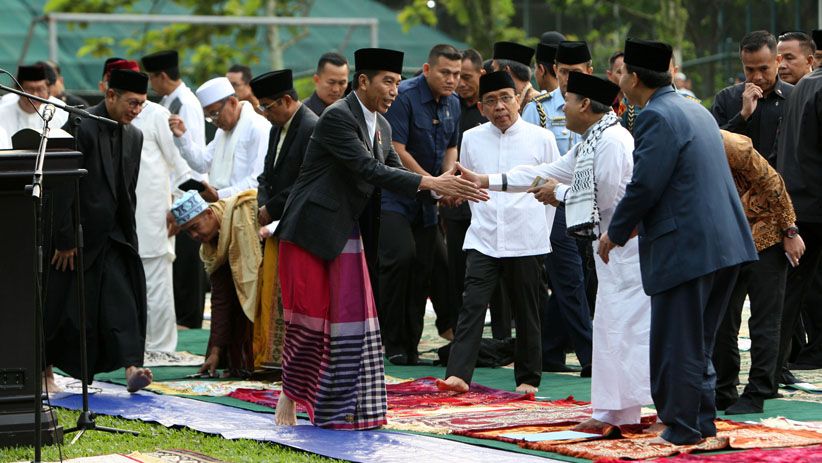 Presiden Jokowi bersama Ribuan Jamaah Salat Id di Kebun Raya Bogor - Bagian 3