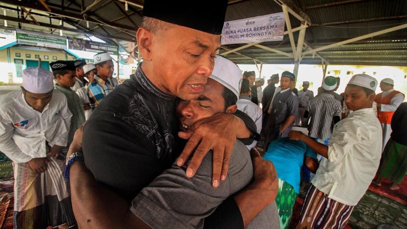 Pengungsi Rohingya Menangis Rayakan Idul Fitri di Penampungan Aceh - Bagian 1