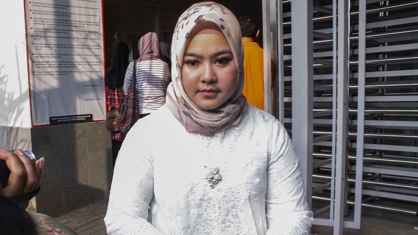 Lebaran di Balik Jeruji Besi, Tahanan KPK Dikunjungi Keluarga - Bagian 4