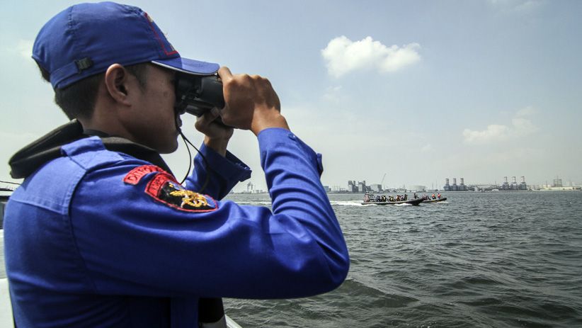 Ada Penampakan Buaya, Ditpolair Patroli di Kawasan Pantai Ancol - Bagian 2