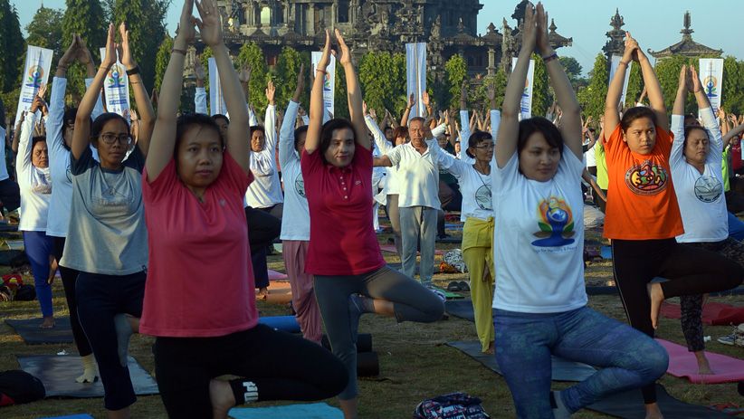 1.200 Orang Hadiri Peringatan Hari Yoga Internasional - Bagian 2