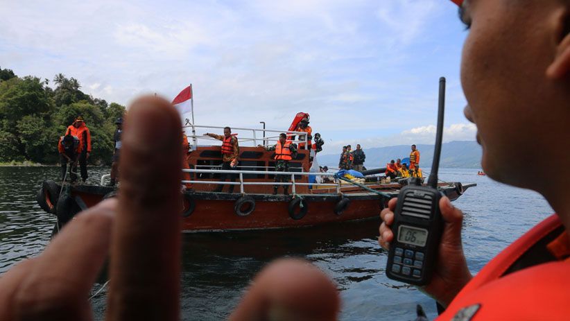 Basarnas Gunakan Alat Sonar Cari Korban KM Sinar Bangun di Danau Toba - Bagian 6
