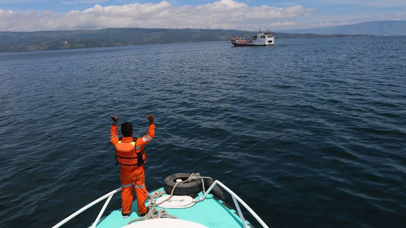 Basarnas Gunakan Alat Sonar Cari Korban KM Sinar Bangun di Danau Toba - Bagian 3