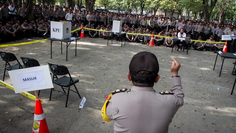 Polisi Amankan 1.016 TPS di Kota Solo saat Pilgub Jawa Tengah - Bagian 1