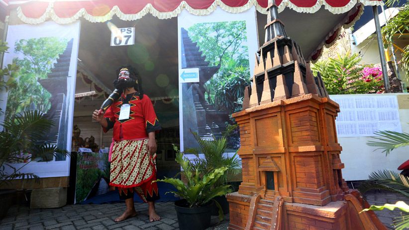 Berkonsep Budaya, TPS Ini Dijaga Tokoh-Tokoh Punakawan - Bagian 7