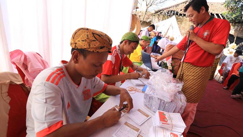 Dedi Mulyadi Nyoblos di TPS Bernuansa Piala Dunia - Bagian 5