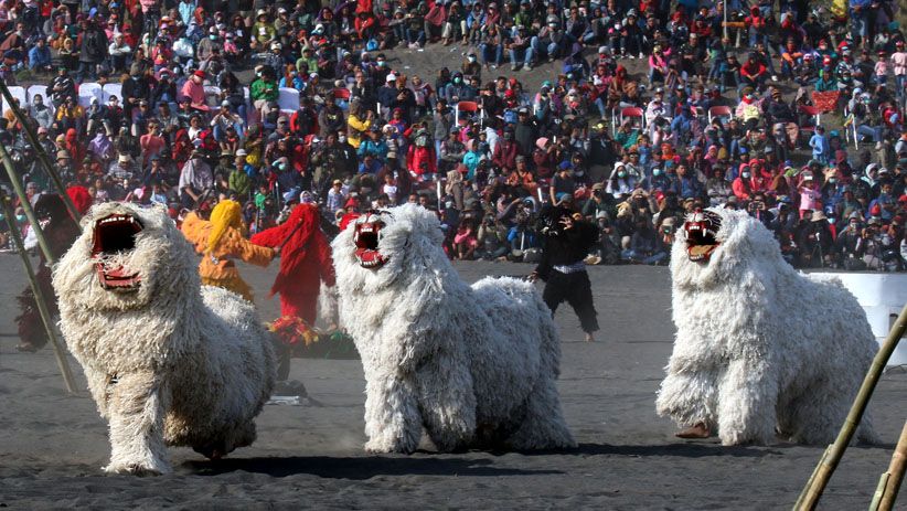 Menikmati Pagelaran Eksotika Bromo 2018 di Lautan Pasir - Bagian 7