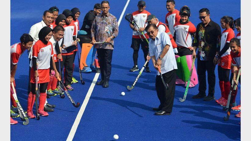 Gaya Wapres JK Naik Sepeda BMX saat Tinjau Venue Asian Games 2018 - Bagian 2