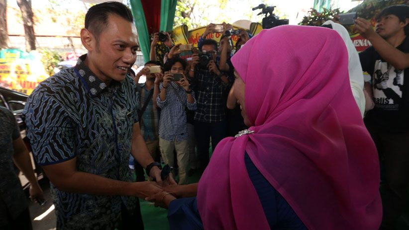 Datang ke Surabaya, AHY Ucapkan Selamat kepada Khofifah - Bagian 4