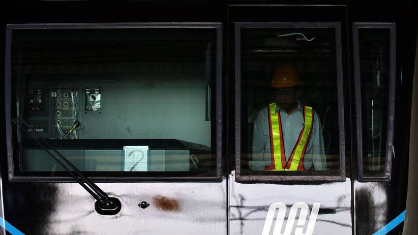 Menhub Cek Persiapan Uji Coba MRT di Lebak Bulus - Bagian 4