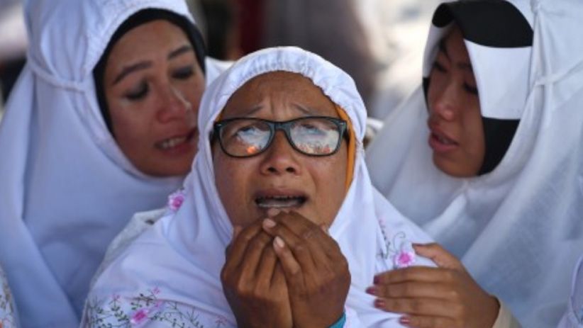 Keluarga Korban KM Sinar Bangun Salat Gaib di Danau Toba - Bagian 1