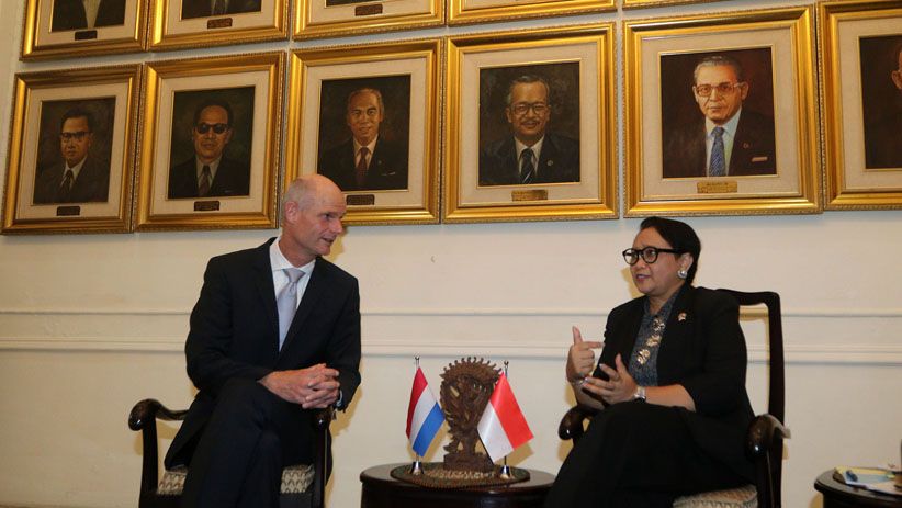 Menlu Retno Marsudi Terima Kunjungan Menlu Belanda - Bagian 1