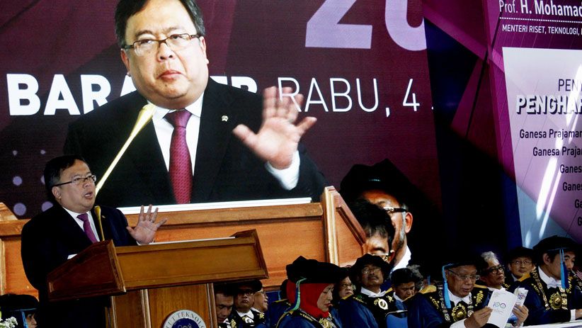 Berjasa dan Mengabdi, Menteri Bambang Terima Penghargaan dari ITB  - Bagian 5