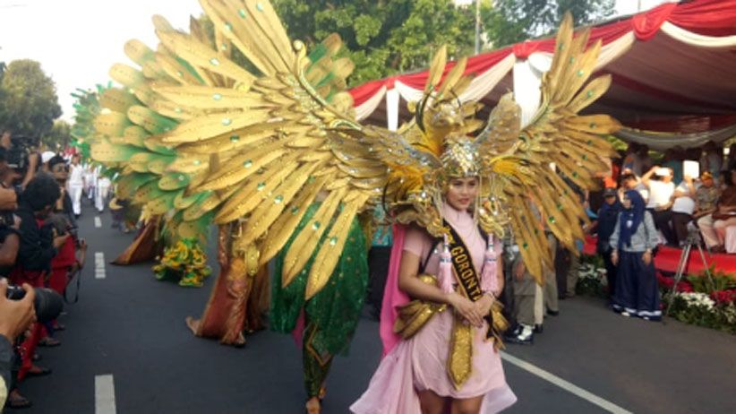 Parade Budaya Meriahkan Jakarnaval 2018 - Bagian 3